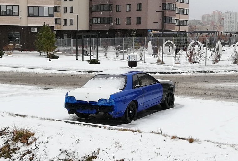 Тюменцы активно сообщают о брошенных автомобилях без знаков и колес