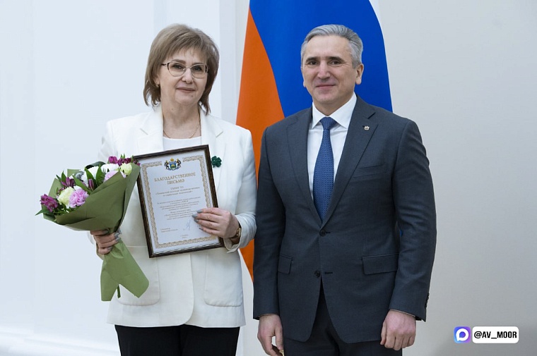 Александр Моор встретился с участниками тюменской сборной «Абилимпикса»