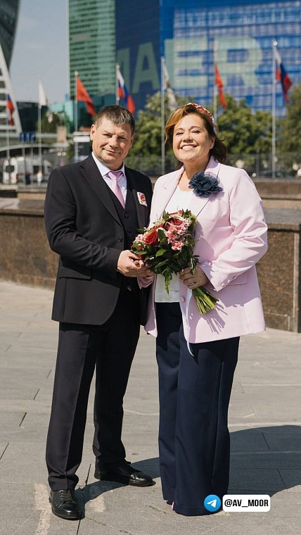 Александр Моор поздравил молодоженов Тюмени и Тобольска, женившихся на фестивале «Россия. Соединяя сердца»