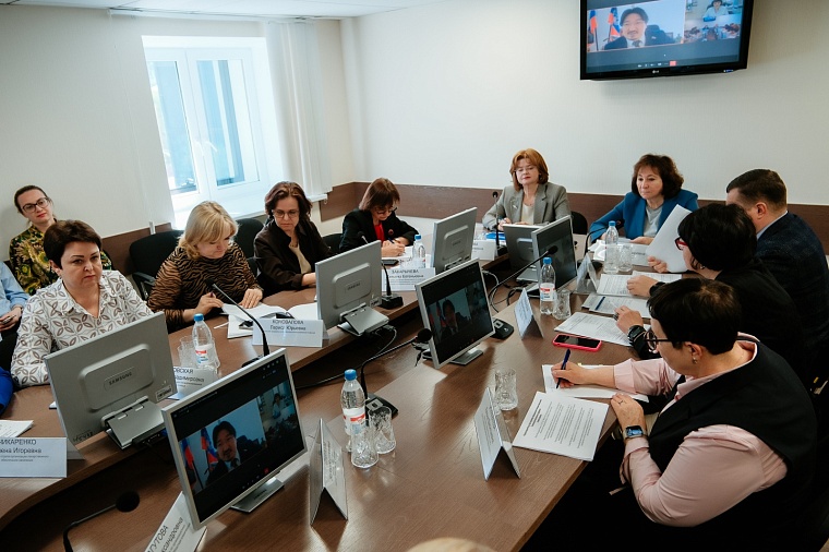 В Тюменской области совершенствуют методы работы онкологической службы