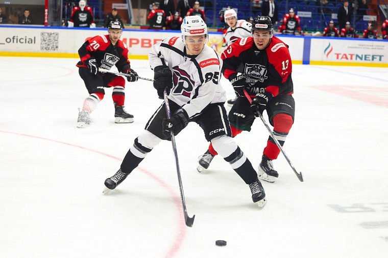 Шайба нападающего «Рубина» Ивана Стёжкина вошла в топ-10 ВХЛ за неделю