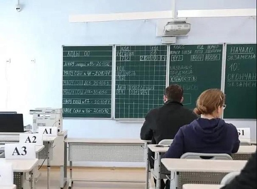 Тюменские выпускники все чаще предпочитают для ЕГЭ точные науки гуманитарным