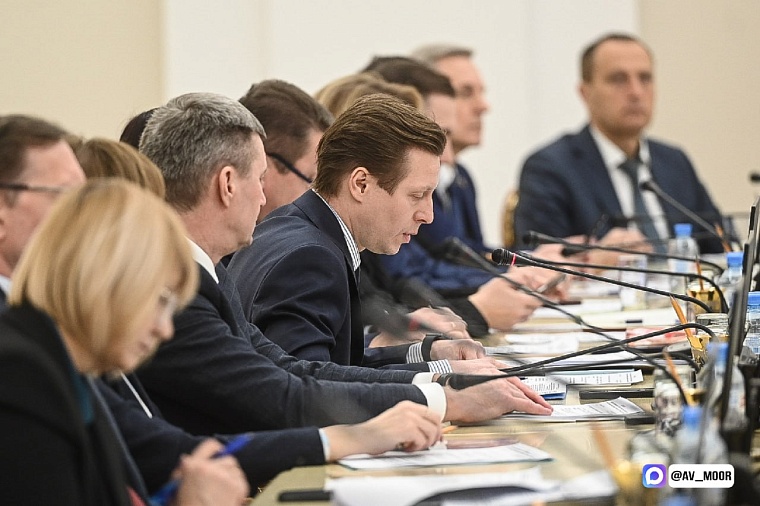 Александр Моор: Важно не допускать попыток посеять рознь или подорвать наше единство