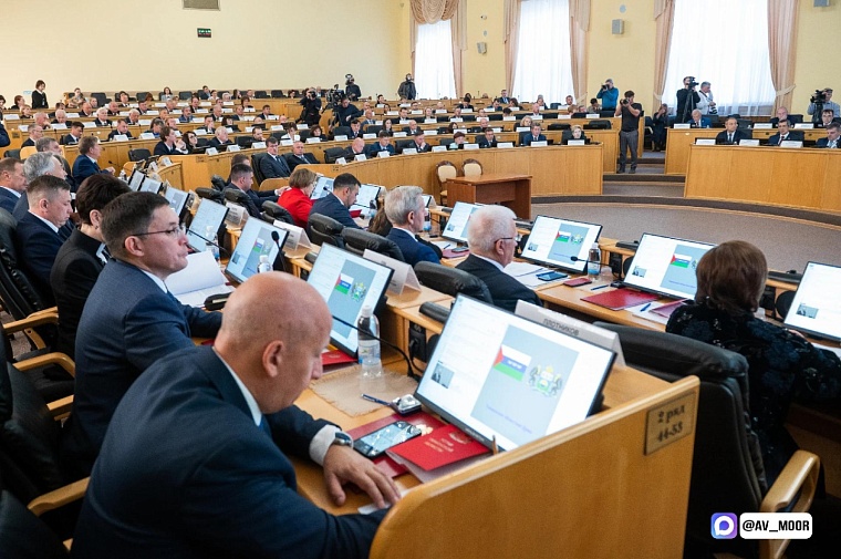 Александр Моор: Впервые в число депутатов Тюменской облдумы вошли ветераны СВО