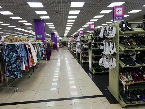 Жители Тюменской области тратят в магазинах больше 53 млрд рублей в месяц