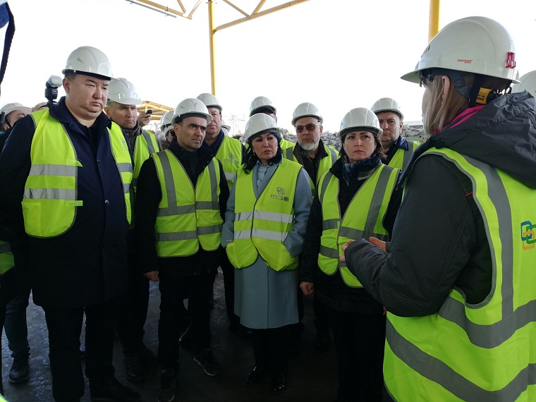 Депутаты гордумы посетили мусоросортировочный завод перед обсуждением работы ООО «ТЭО» на комиссии