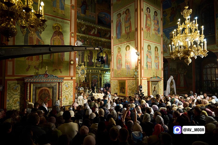 Православные в Тюменской области празднуют Рождество