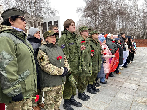 В Тюмени открыли областную "Вахту памяти"