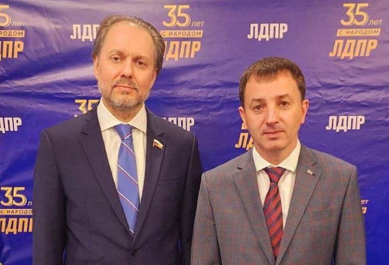 Мандат Владимира Сысоева в облдуме передали югорчанину Евгению Данникову