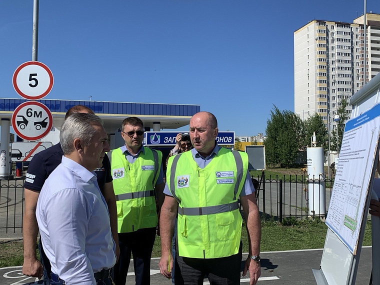 Александр Моор оценил реконструкцию проспекта Тимофея Чаркова в Тобольске