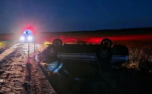 В Аромашевском округе опрокинулся автомобиль, 55-летний водитель погиб
