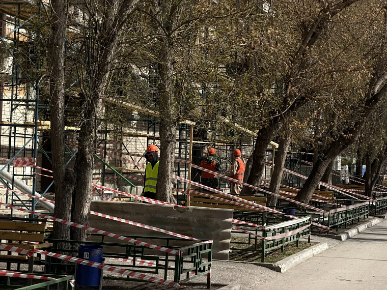 Максим Афанасьев: В 2026 году отремонтируют фасады на десяти домах гостевых улиц Тюмени