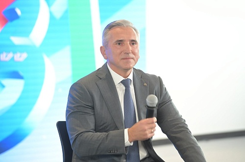 Александр Моор: Тюменские СМИ информируют о значимых событиях