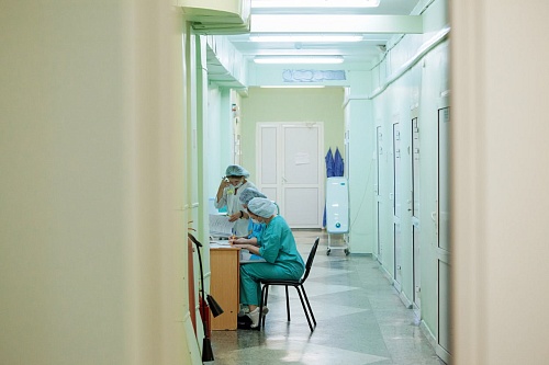 Тюменские врачи спасли пациентку, заразившуюся в Таиланде лихорадкой Денге