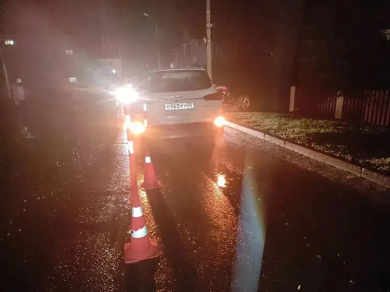 Школьница в Заводоуковске решила выйти из машины на ходу