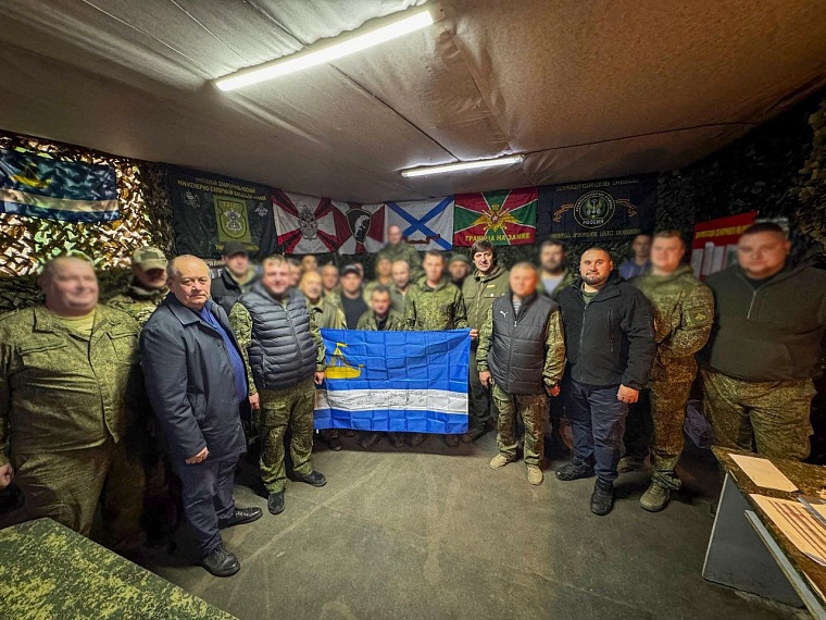 Заместитель председателя гордумы Андрей Голоус встретился с тюменскими бойцами на Донбассе