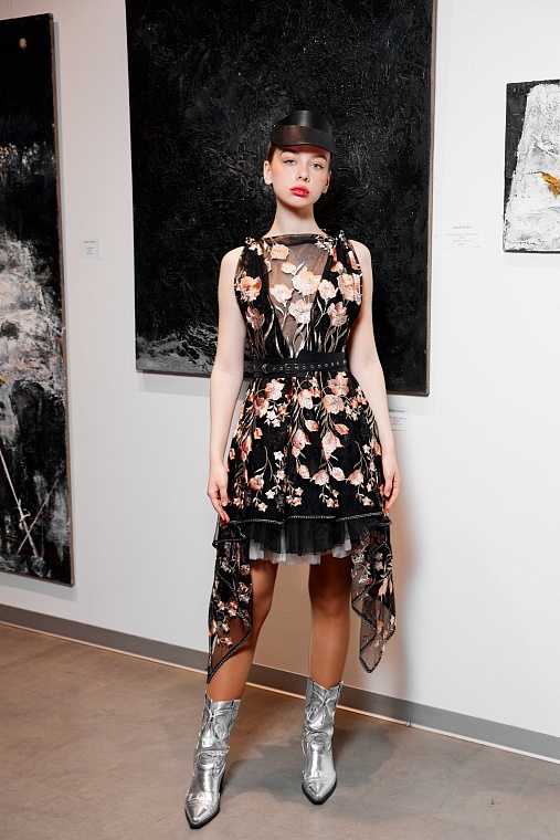 Выпускной 2025: что надеть на главный праздник школьников