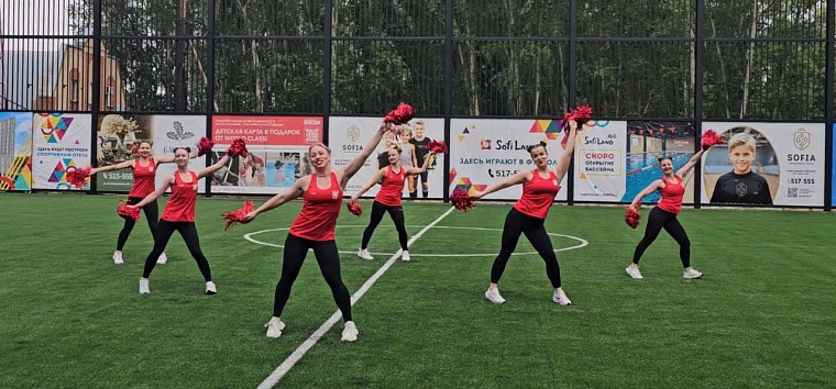 В Тюмени открыли новый футбольный стадион