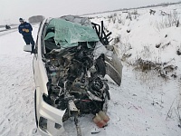 На трассе Тюмень-Ханты-Мансийск в ДТП погиб водитель легковушки