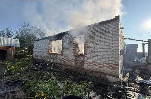 Тюменский СК проводит проверку после гибели пенсионерки в утреннем пожаре