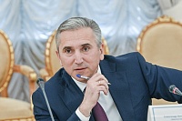 Медиалогия: Александр Моор стал самым цитируемым губернатором в УрФО в августе
