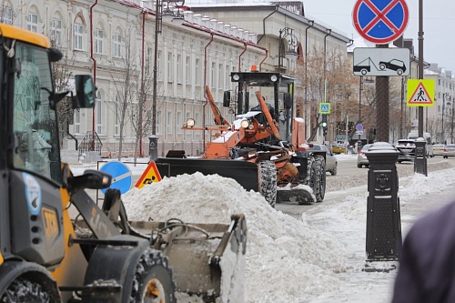 В Тюмени будут перекрывать дороги для уборки снега