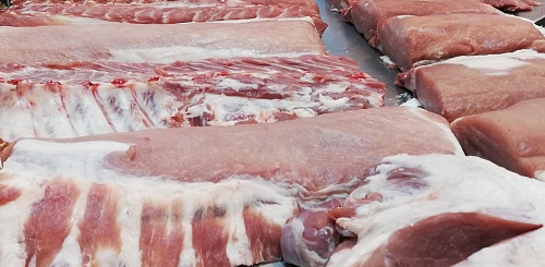 Почти 9 тонн опасного мяса попытались незаконно вывезти из Омской области в Казахстан