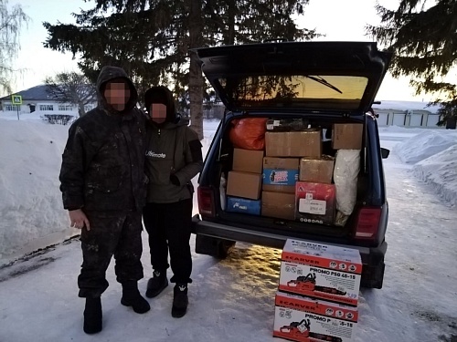 Жители Армизонского района собрали гуманитарный груз для отправки в зону СВО