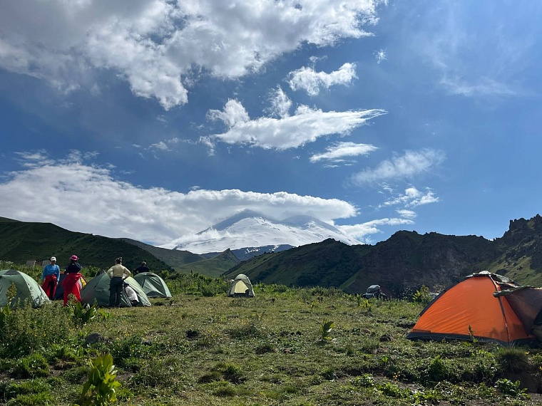 А вы часто просыпались в месте с таким потрясающим видом?
