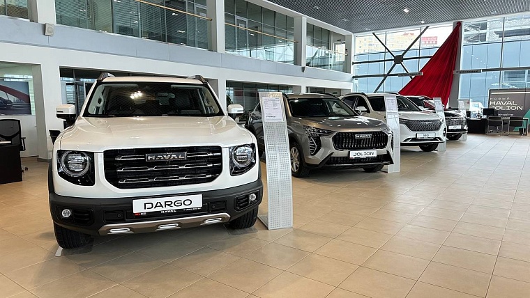 Выгода - до 450 000 рублей. Официальный дилер устроил предновогоднюю распродажу автомобилей