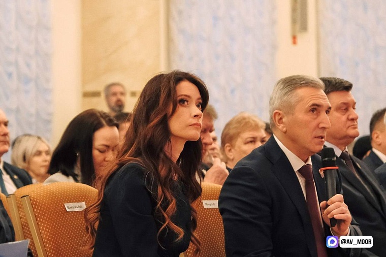 В президиум Тюменского регионального политсовета ЕР вошли Олег Ямпольский и Елена Дремина