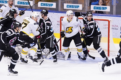 Тюменский ХК «Рубин» взял реванш у «Дизеля»