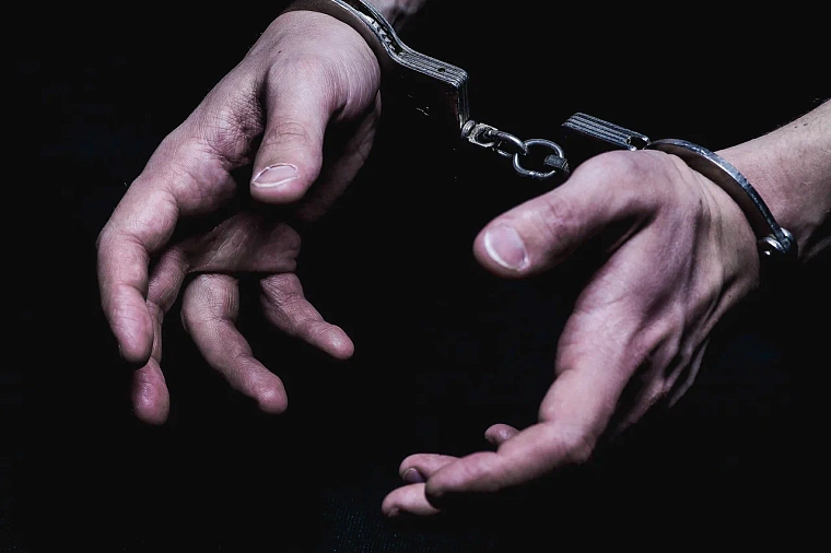 Двоих сибиряков обвинили в госизмене за антироссийские граффити