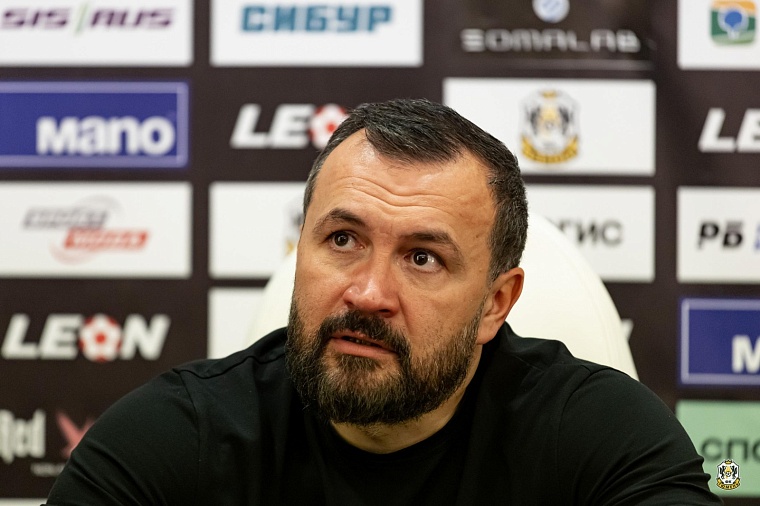 Наставник ФК «Тюмень» Тимур Касимов отмечает день рождения в День тренера