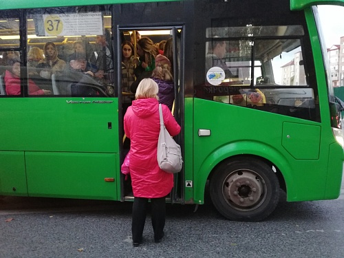 В Тюмени оптимизируют пять маршрутов и выпустят на линию большие автобусы