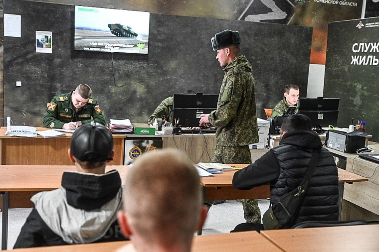Начальник центра военно-врачебной экспертизы Тюменского военкомата перечислил требования к здоровью контрактников
