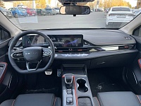 В «Автоград» поступил новый седан OMODA S5 GT