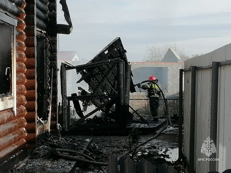 В Тюменском округе ликвидирован крупный пожар в жилом доме