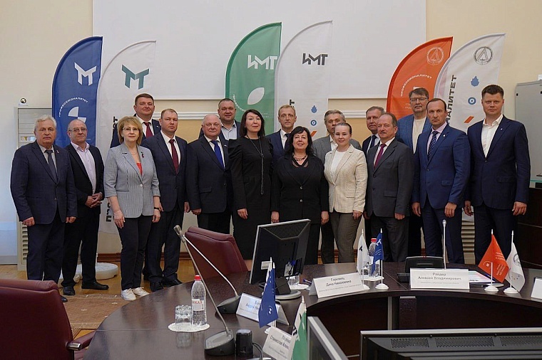 В Тюменской области создадут три кластера среднего профобразования