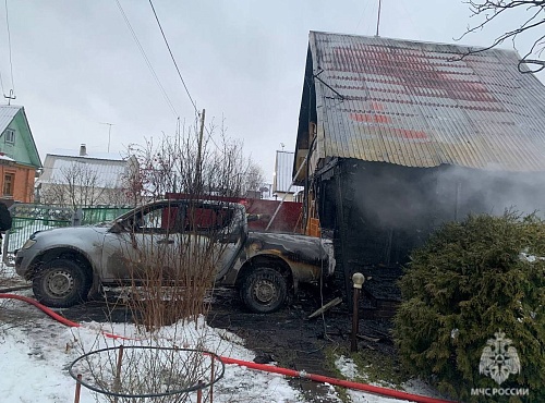 Тюменец лишился дачи и автомобиля из-за обеда