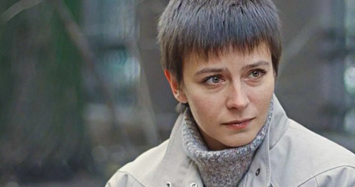 Топ-5 сериалов 90-х годов, вызывающих большие вопросы