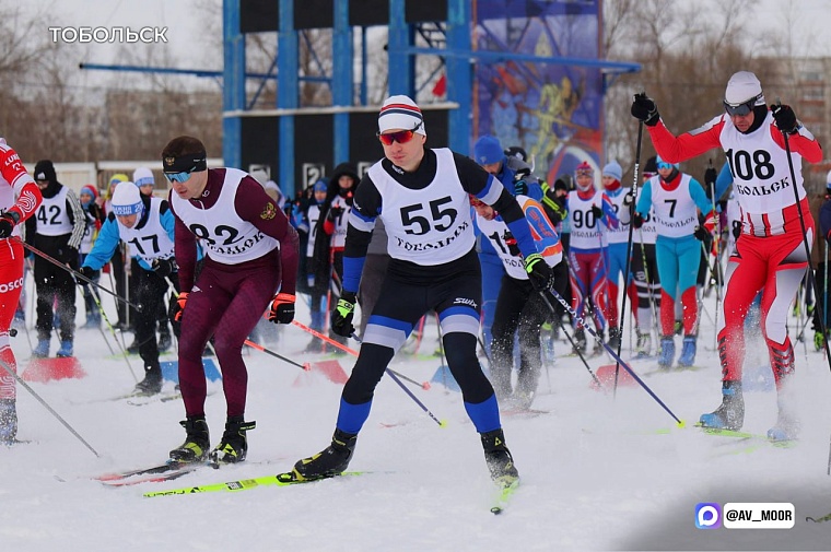 Александр Моор: Тюменская область присоединилась к большому спортивному празднику – «Лыжне России»
