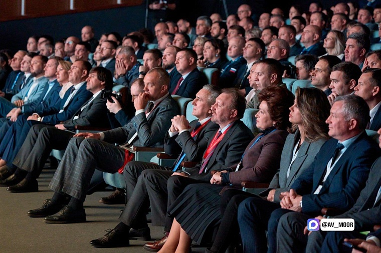 Александр Моор: Когда городская среда развивается гармонично, растут и экономика, и уровень комфорта для людей