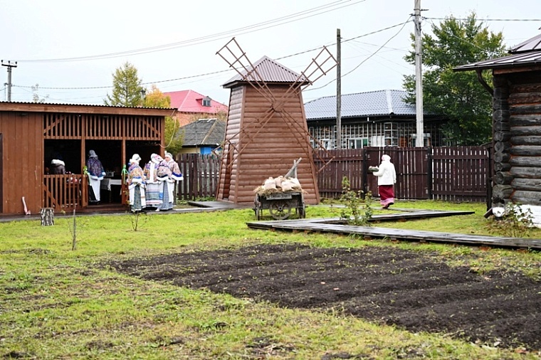 Депутаты облдумы познакомились с организацией агротуризма  в Нижнетавдинском округе