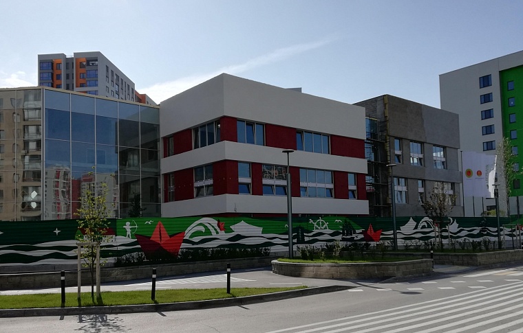 Максим Афанасьев сообщил о договоренностях по строительству детских садов и школ