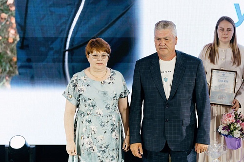 Усановы из Тюменской области названы «Семьей защитника Отечества» на всероссийском конкрурсе