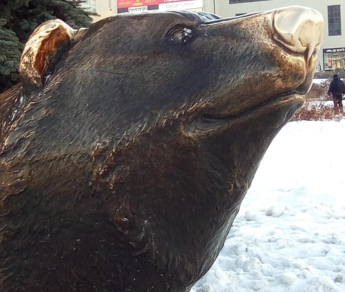 В Надымском округе установят двухметровую фигуру медведя