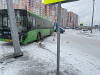 В Тюмени в ДТП с автобусами пассажиры получили травмы