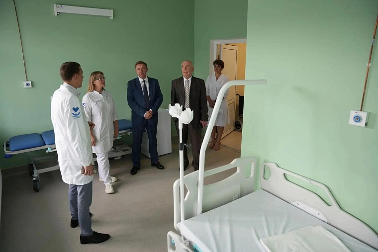 В Увате после капремонта открыли инфекционное отделение Областной больницы №20