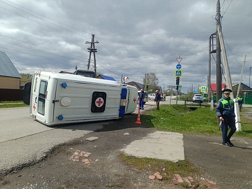 В Голышманово произошло ДТП с машиной скорой помощи, есть пострадавшие